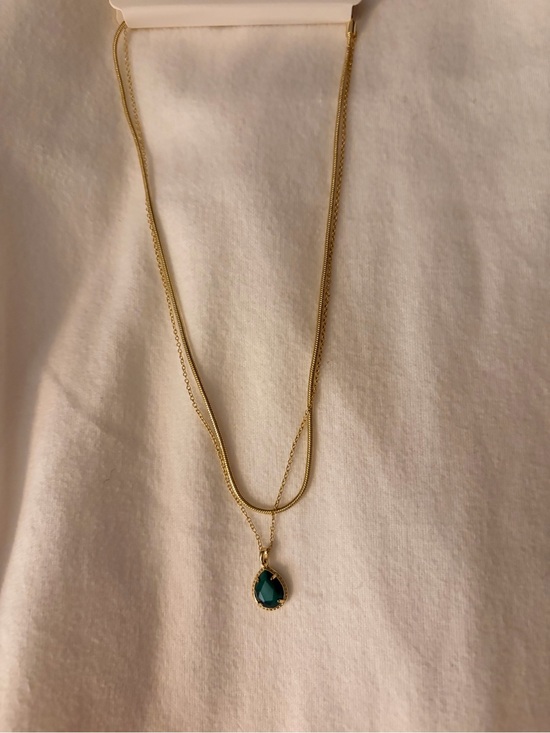 Kendra Scott Jewelry - Kendra Scott x Target NWT Layered Gold Tone Green Pendant Necklace